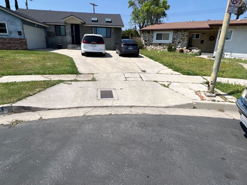 Granada Hills curb ramp apron approach sidewalk repair contractor